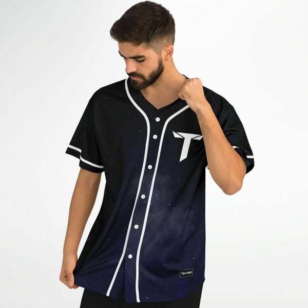 0f98b553db441f378c73b0ad9a83ee3e baseballJersey male2 pose.jpg