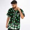 1e056d6714ab1ef905226df6c7669f4f baseballJersey male2 pose.jpg