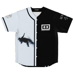 7f1c73120da4292dfe066b58ff4cdde8 baseballJersey flat front.jpg
