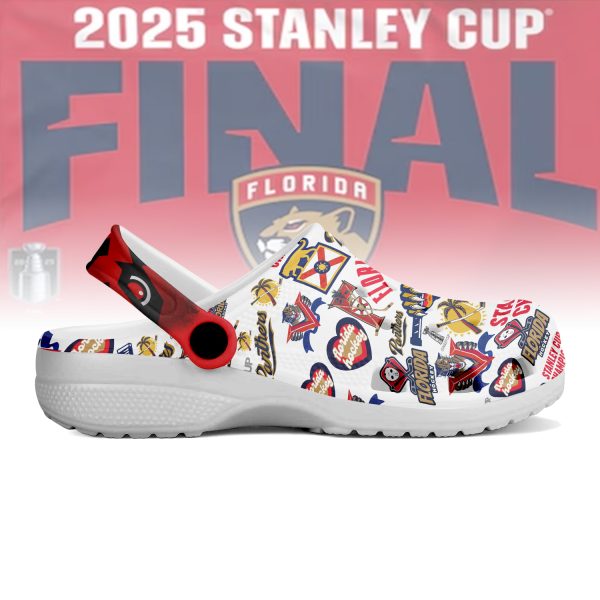 T1001 Florida Panthers Crocs mockup 3 jpg 1.jpg