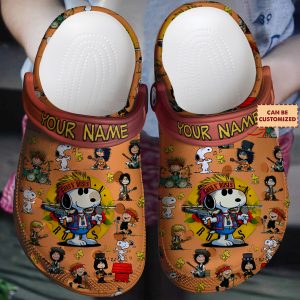 T1001 Guns N Roses x Snoopy Crocs 2 mockup 1 jpg 1.jpg