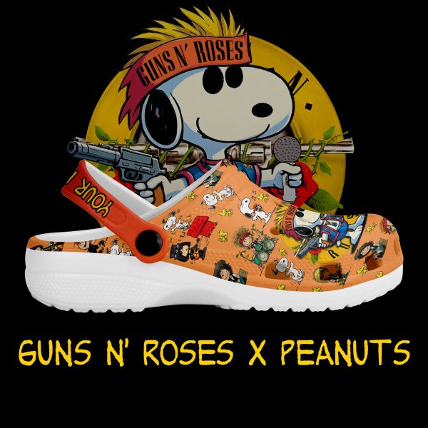 T1001 Guns N Roses x Snoopy Crocs 2 mockup 3 jpg 1 1.jpg