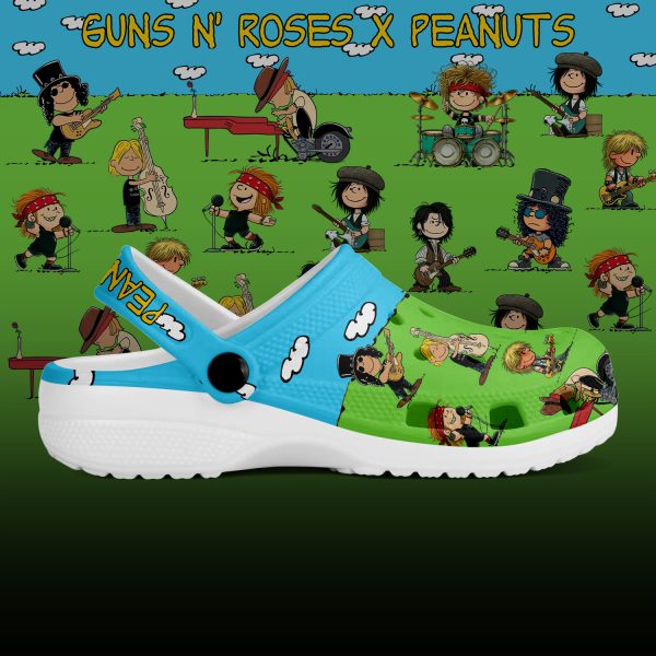 T1001 Guns N Roses x Snoopy Crocs mockup 3 jpg 1.jpg
