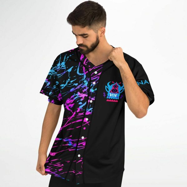 afefabe0ce666c140de7a181356f3a7b baseballJersey male2 pose.jpg