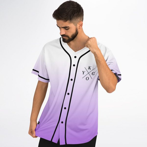 b75bf3e74df0464549ade78b7401f479 baseballJersey male2 pose.jpg