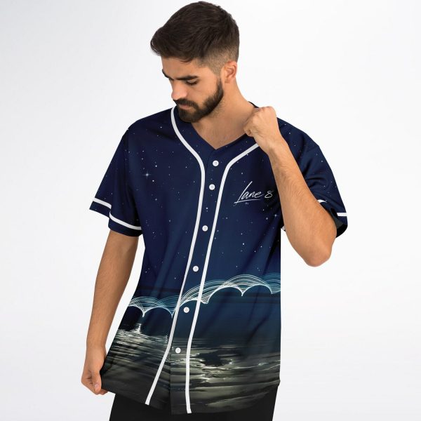 b7dd4db75bee2f312d1c221f6cdb84c7 baseballJersey male2 pose.jpg