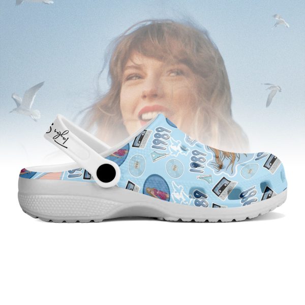 compressed T1002 Taylor Swift crocs mockup 4 jpg.jpg