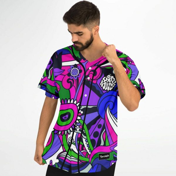 da4d5e24bd836ff2f22bc1707d9550fa baseballJersey male2 pose.jpg