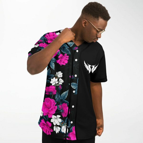 db247997a0d0c36a9602ade536e250b8 baseballJersey male pose.jpg