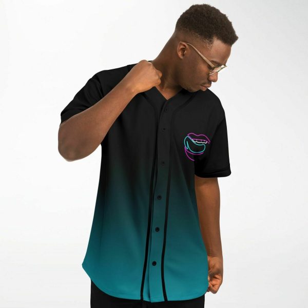 eea84f3740da31dc9f5676954c490983 baseballJersey male pose.jpg